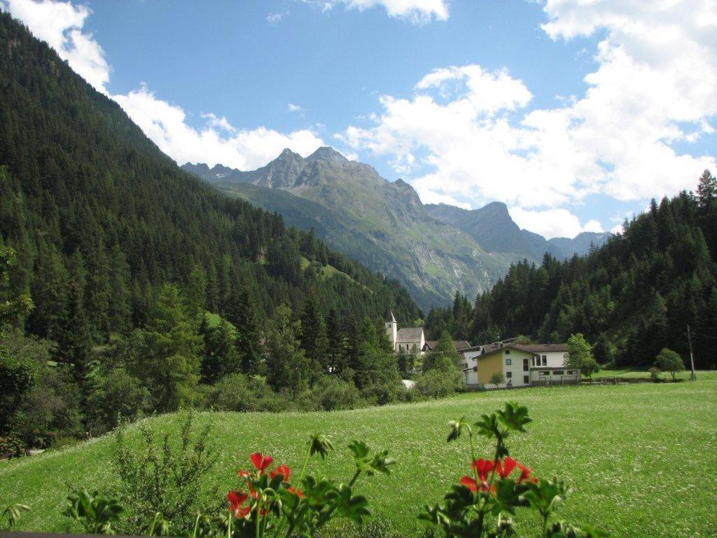 Apart Gschwandthof Sankt Leonhard im Pitztal Exterior photo