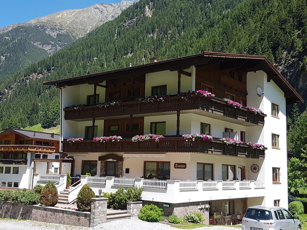 Apart Gschwandthof Sankt Leonhard im Pitztal Exterior photo
